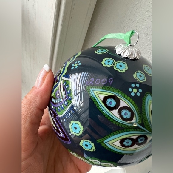 Vera Bradley Blue Rhapsody Glass Ornament with Keepsake Gift Box & Gift Tag 2009 - Picture 5 of 5